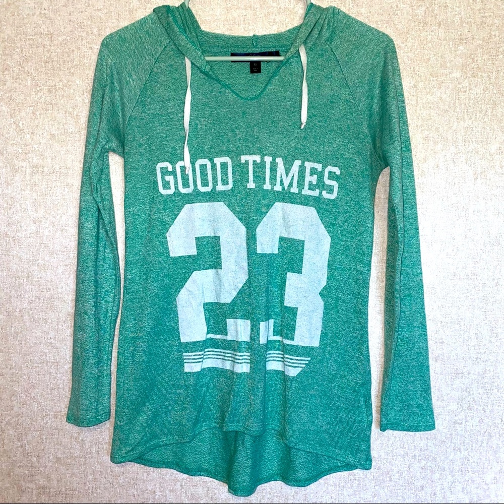 City Streets Women’s Good Times V-neck Long Sleeve with Hood Size XS